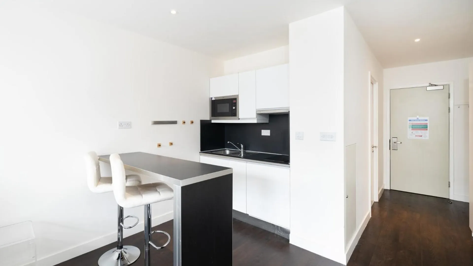 Chapter Aldgate Londres 0*,
